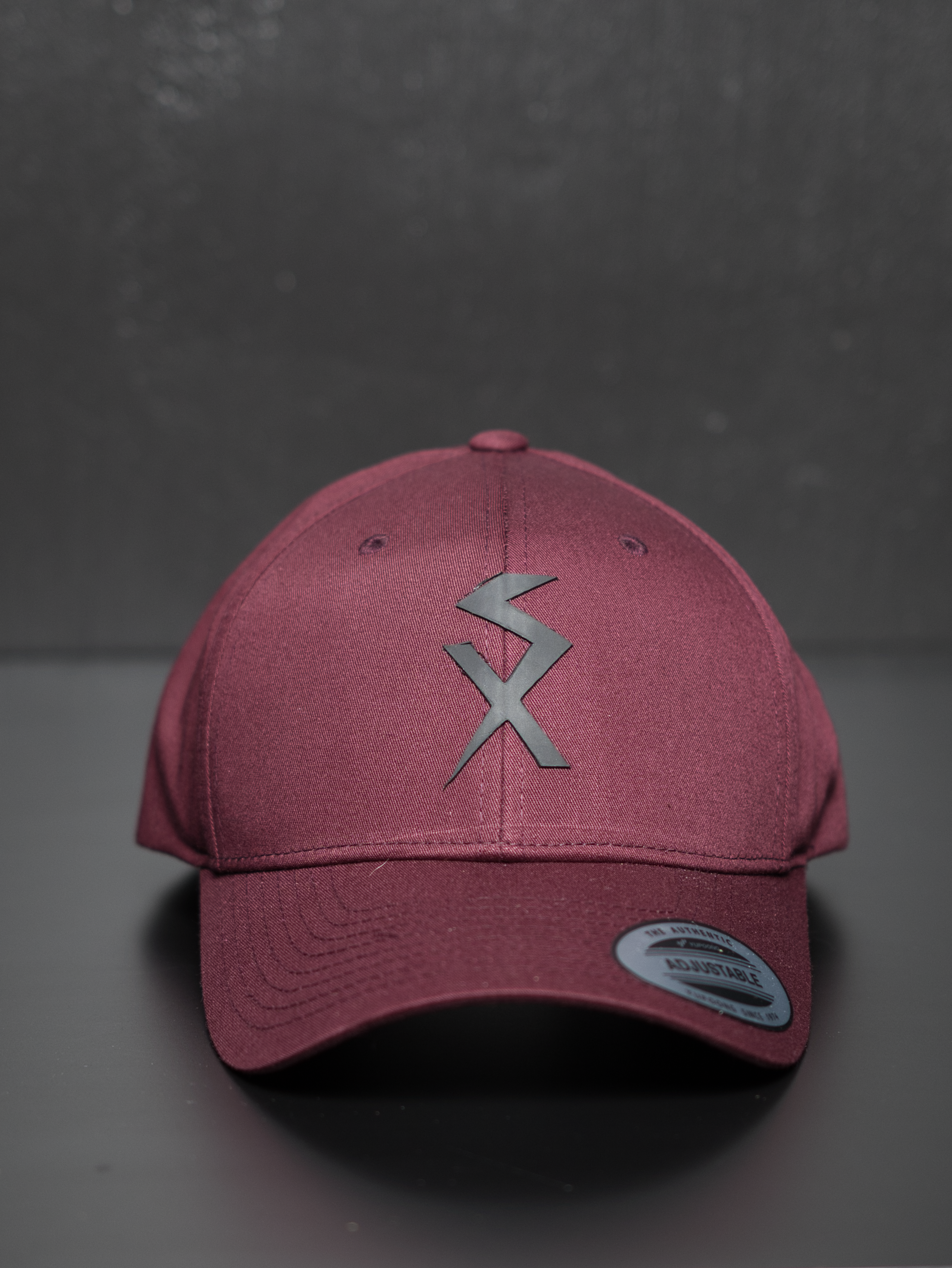 Snapback Caps Maroon